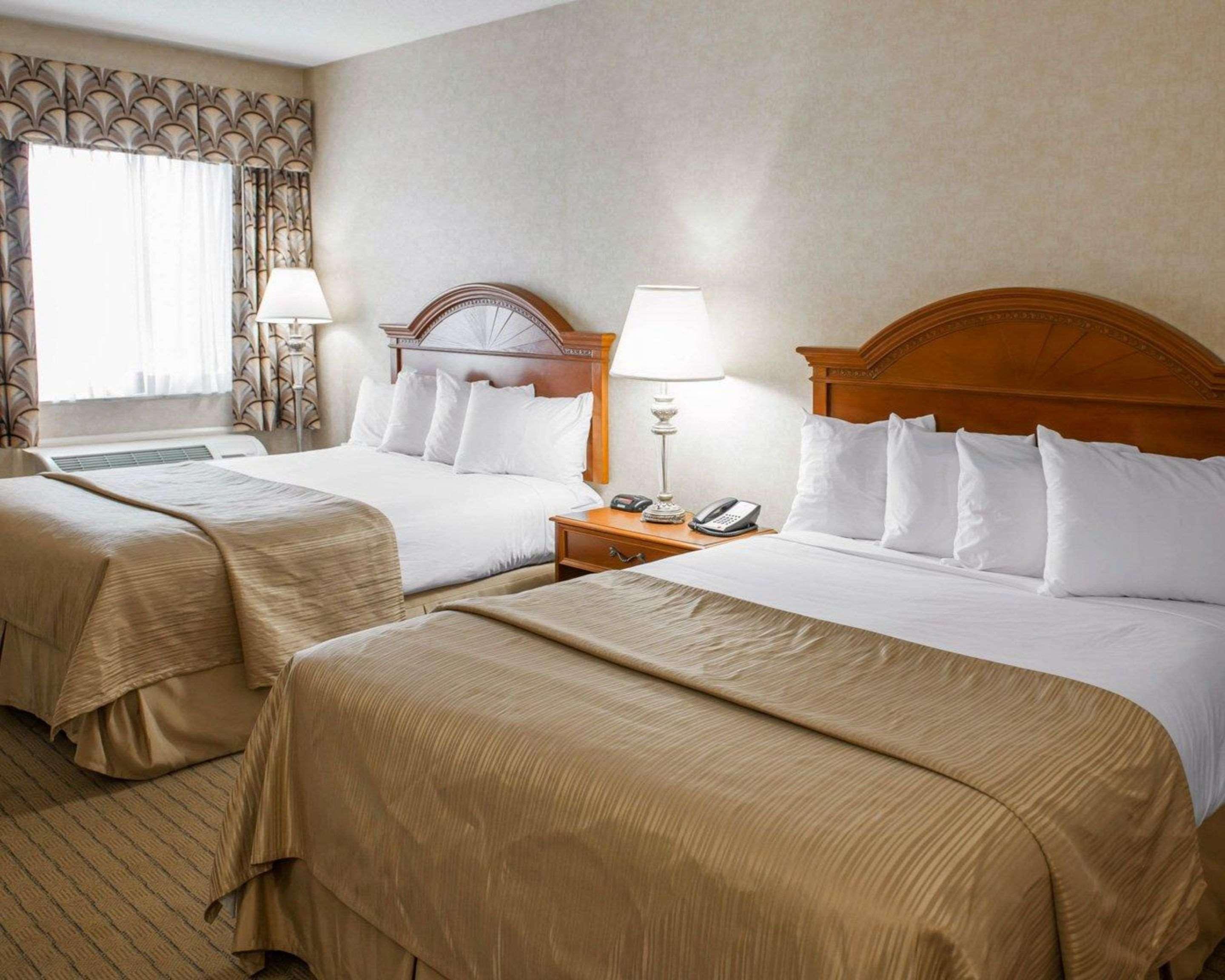Quality Inn Castleton Exteriér fotografie