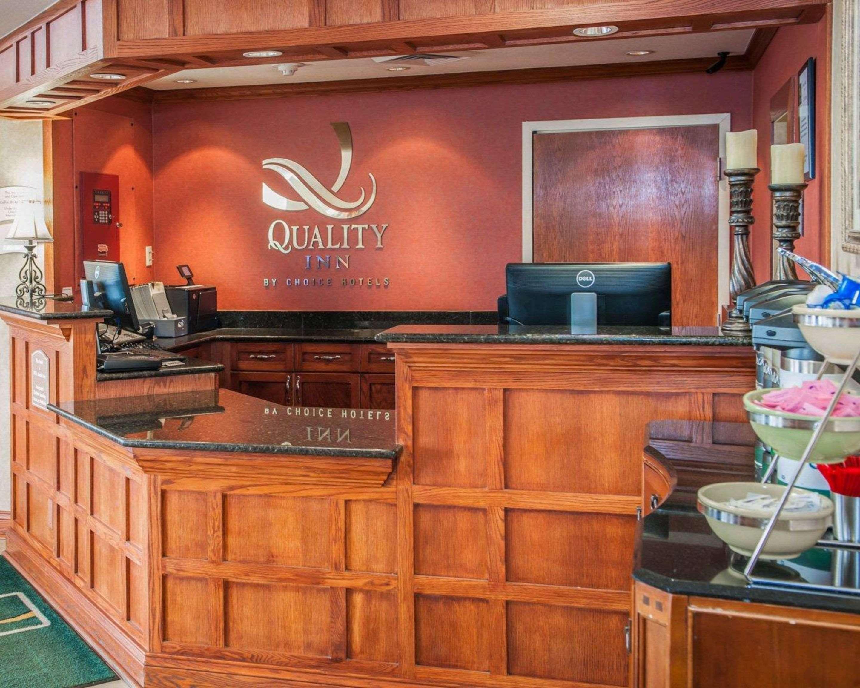 Quality Inn Castleton Exteriér fotografie
