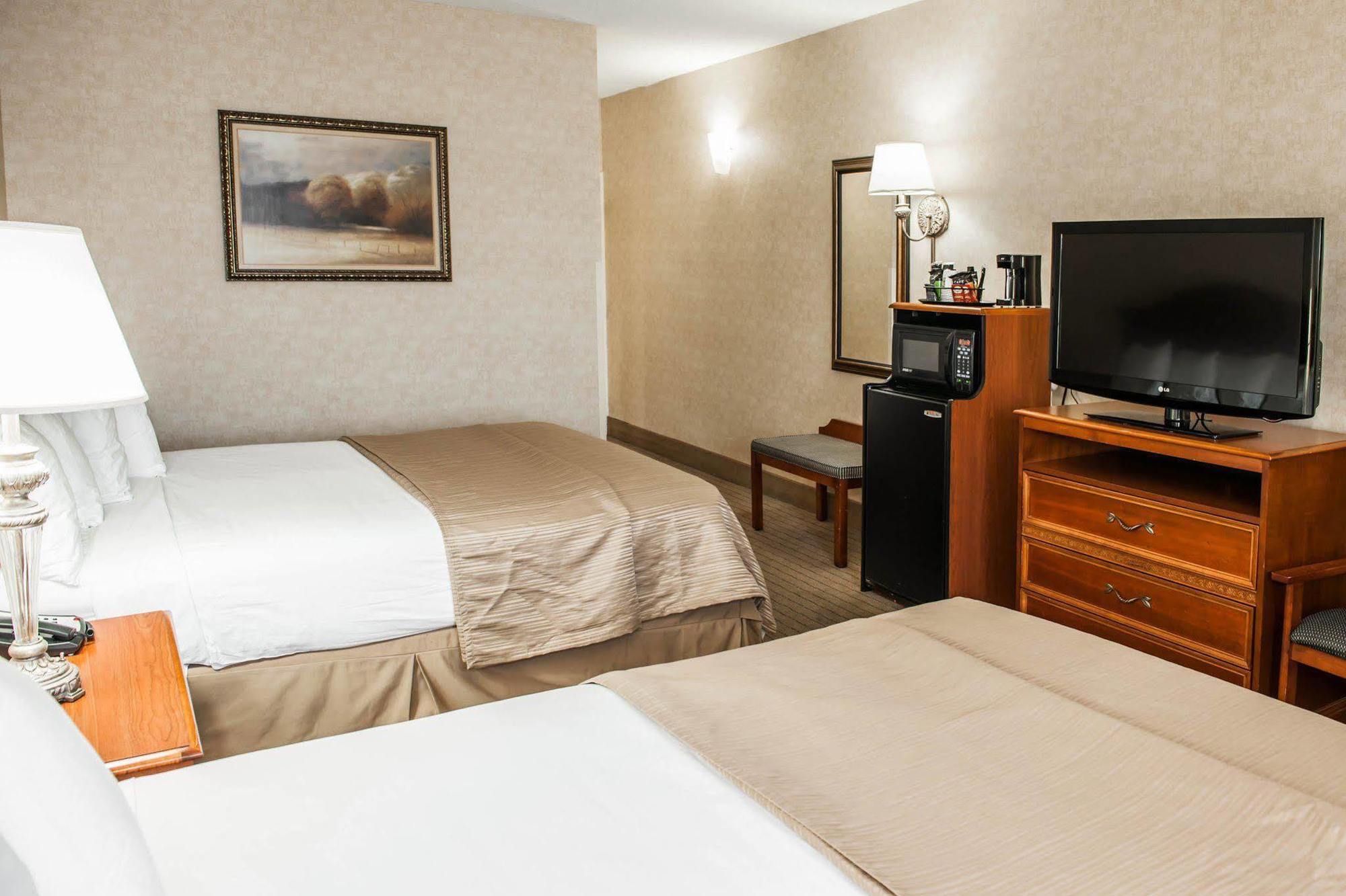 Quality Inn Castleton Exteriér fotografie